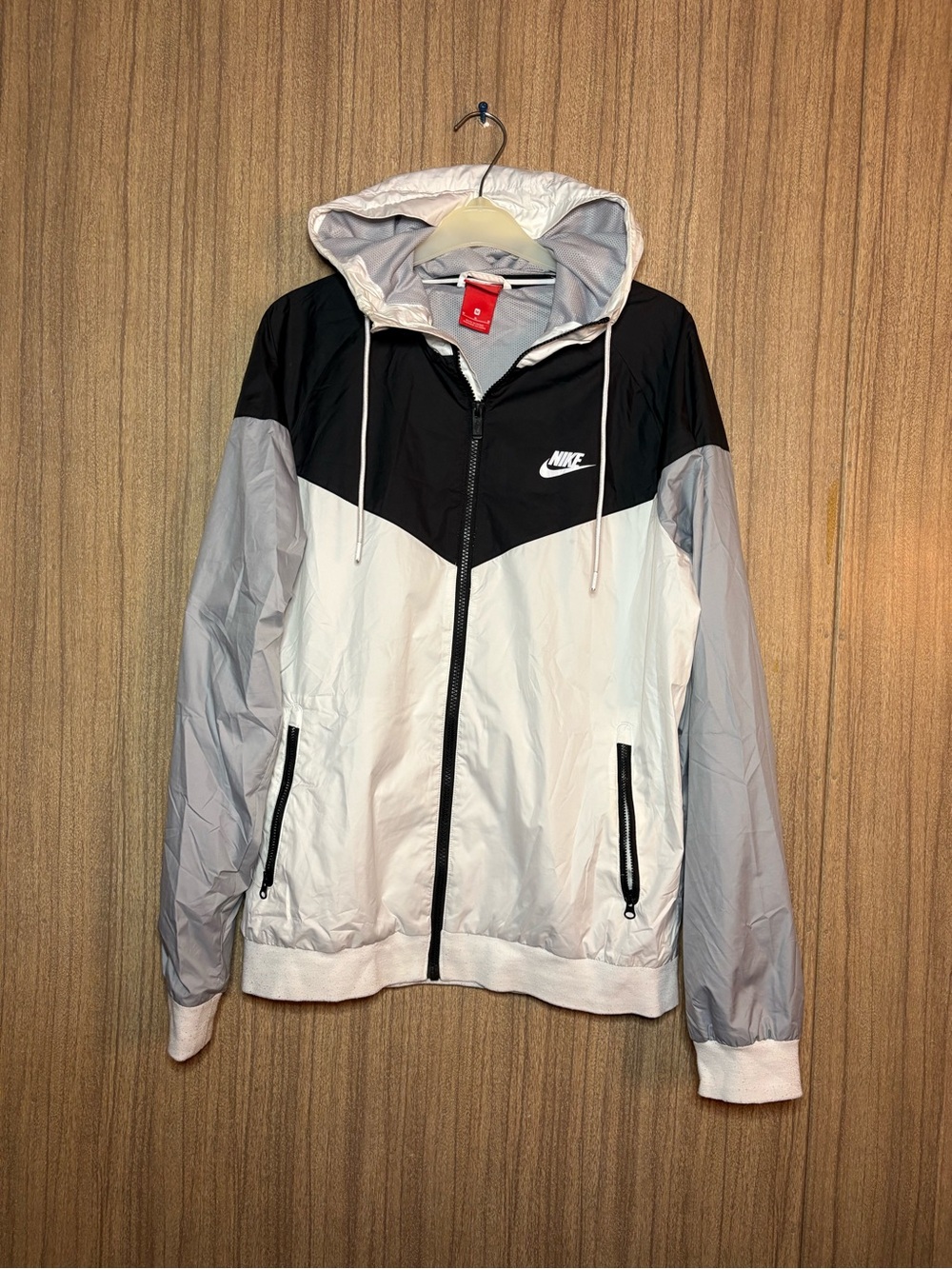 Nike Men's Black, Gray & White Hooded Windbreaker